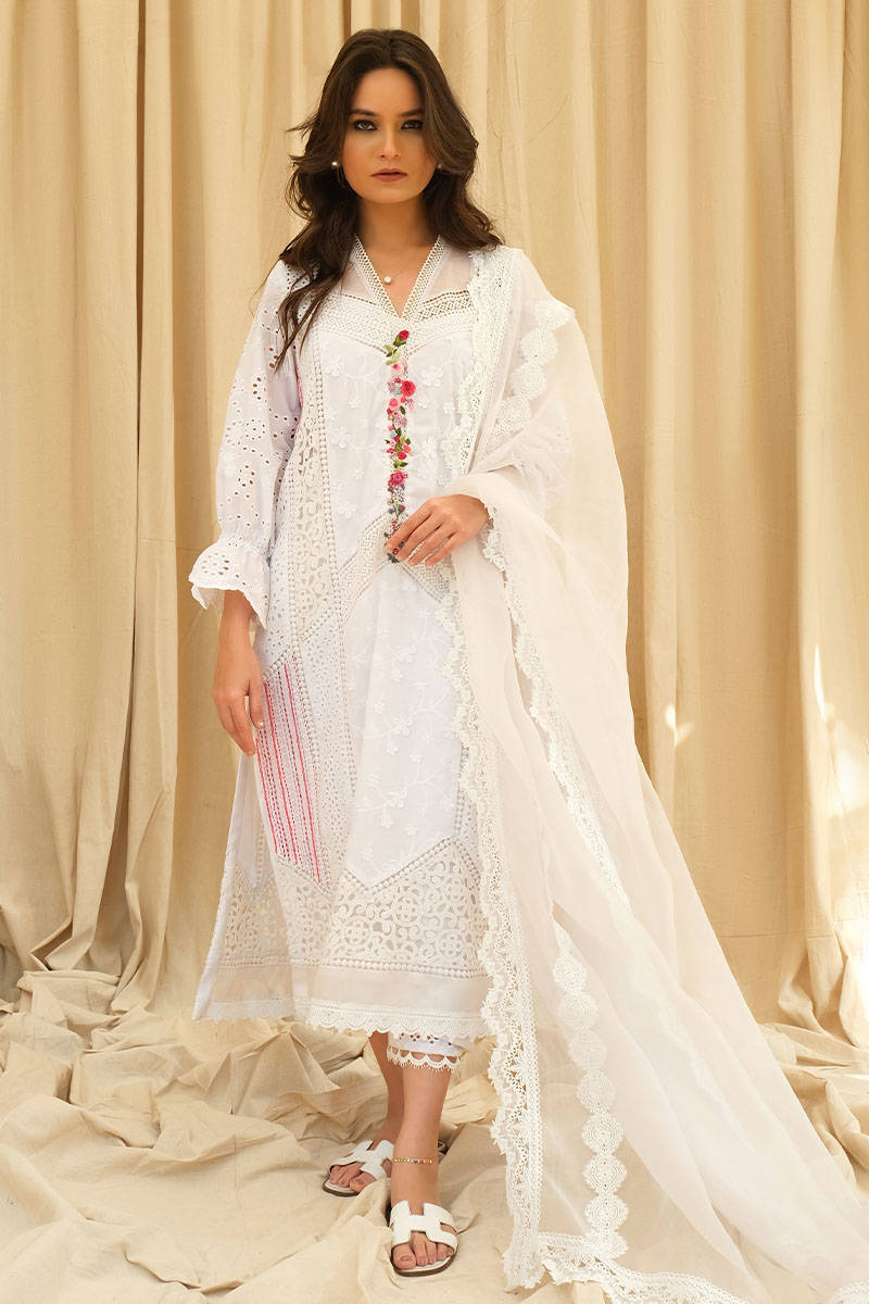 FARIDA HASAN SPRING '23 | WHITE PATCHWORK