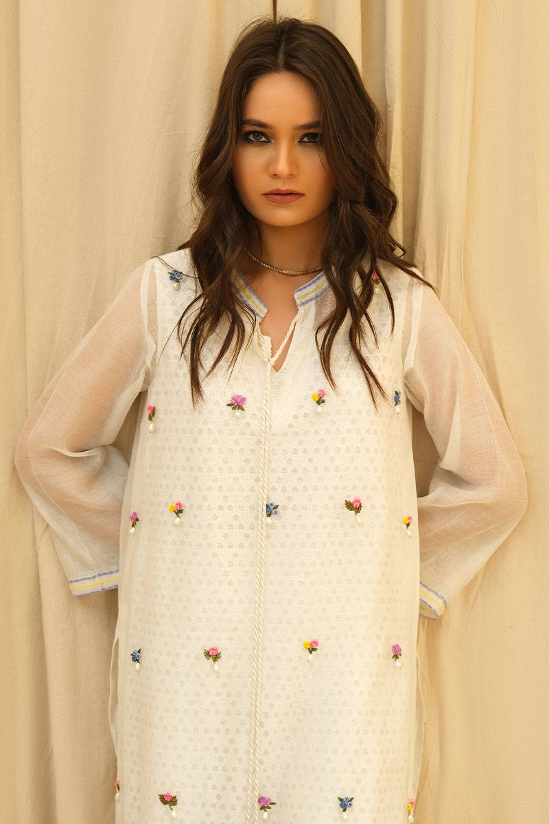 FARIDA HASAN SPRING SUMER '23 | DAINTY ROSE