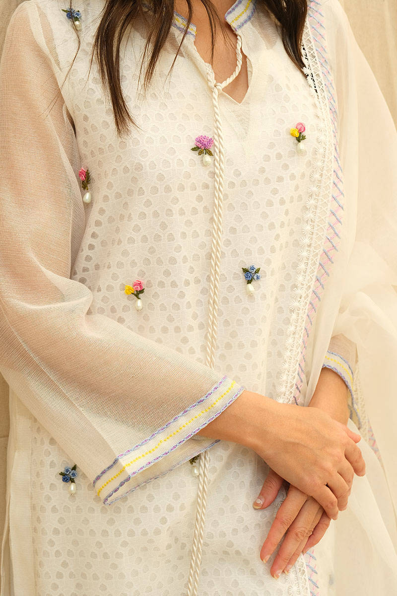 FARIDA HASAN SPRING SUMER '23 | DAINTY ROSE