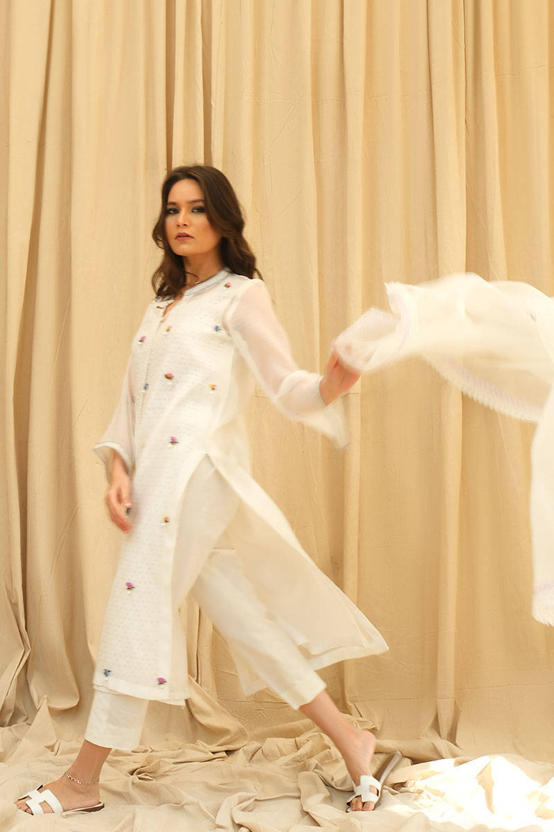 FARIDA HASAN SPRING SUMER '23 | DAINTY ROSE