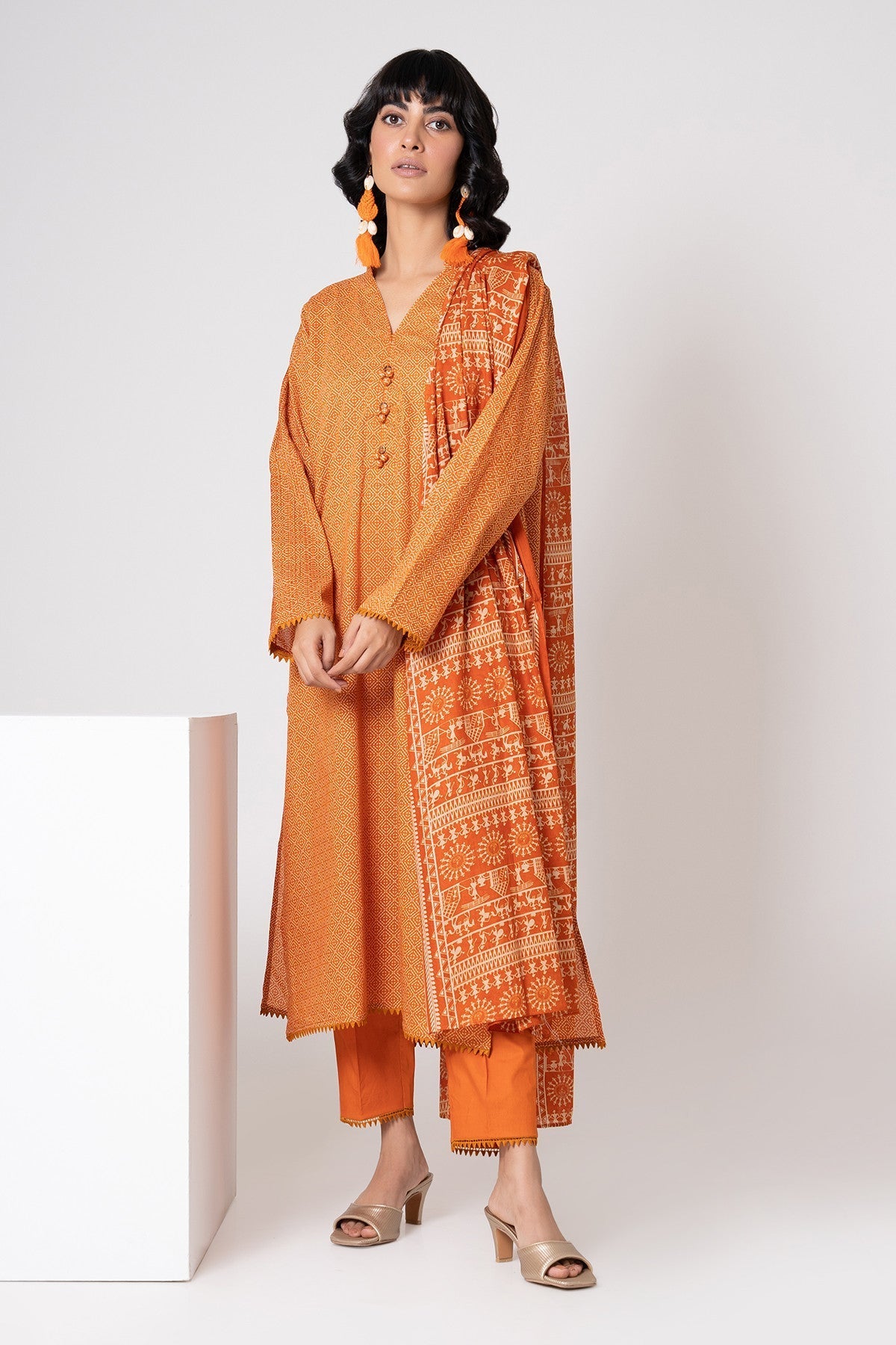 KHAADI PRINTED CAMBRIC LAWN SUIT | ALA22342