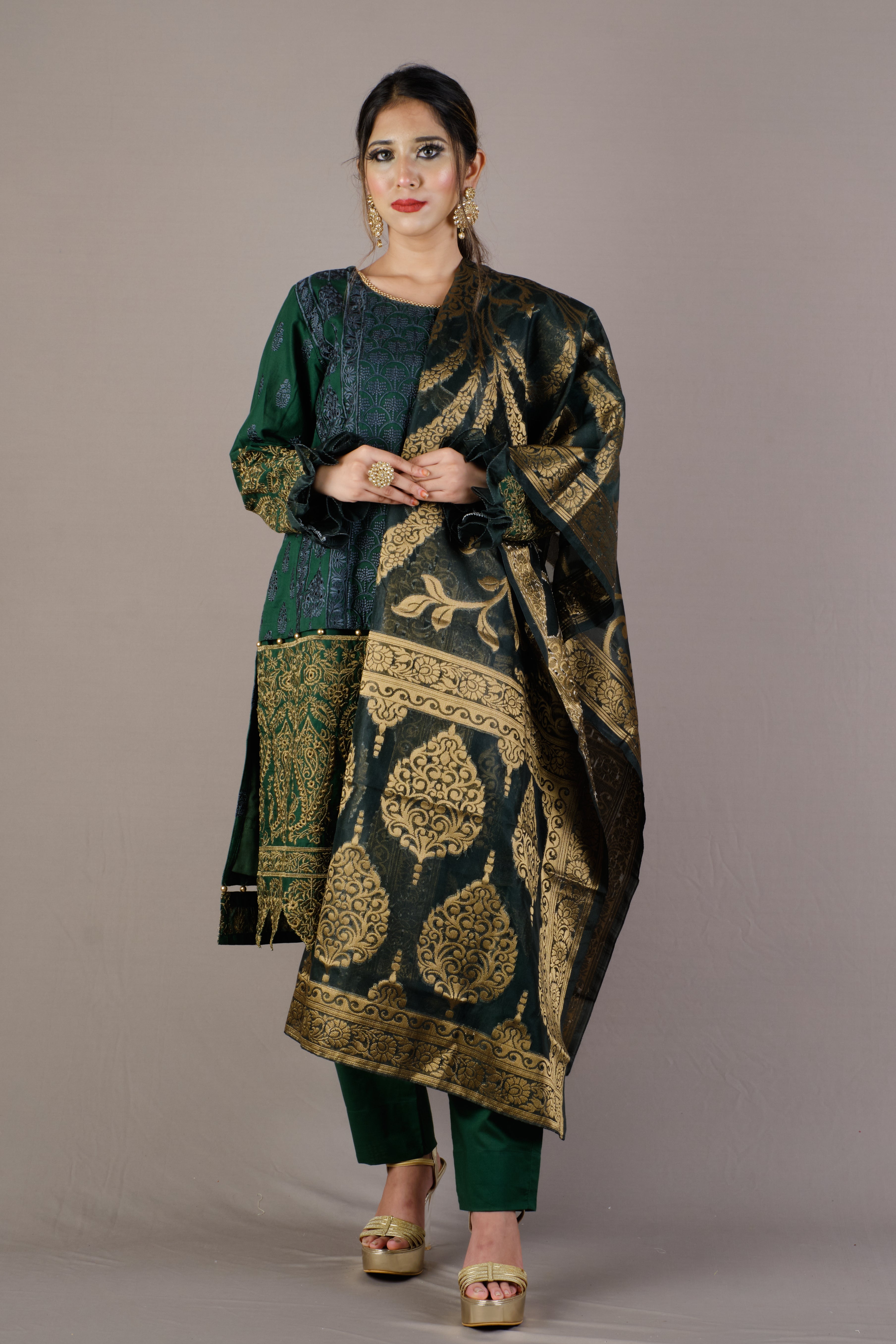 DARK GREEN